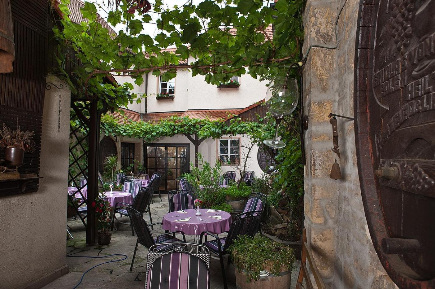Hotel Altdeutsche Weinstuben フライブルク エクステリア 写真